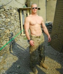 Army Guys 5df649044a1b6.jpg