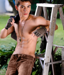 Shirtless Jeans 5df64beac5fe3.png