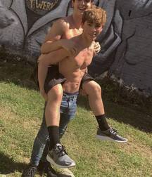 Shirtless Jeans 5df64d841bee5.jpg