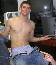 Shirtless Jeans 5df64e1754aec.jpg