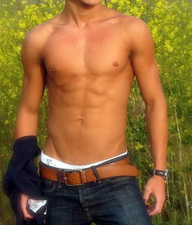 Shirtless Jeans 5df64e99cac80.jpg