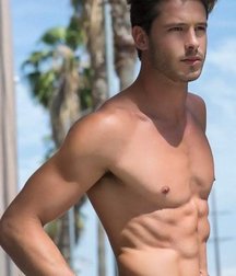 Shirtless Jeans 5df64f6b87387.jpg