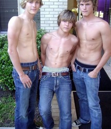 Shirtless Jeans 5df64fe772c2f.jpg