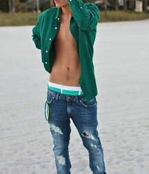 Guys with open shirts and Jeans 5df6706b9a0b9.jpg