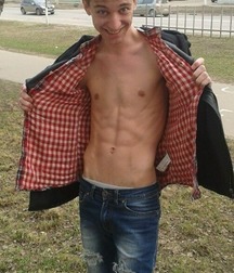 Guys with open shirts and Jeans 5df670fd6fdec.jpg