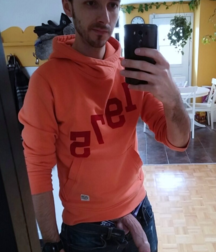 Guys in Jeans with the Dicks out 5df673d43b781.png