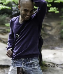 Guys in Jeans with the Dicks out 5df673fed1ef0.jpg