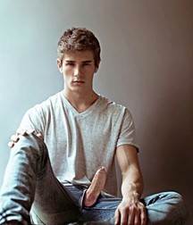 Guys in Jeans with the Dicks out 5df676c136000.jpg