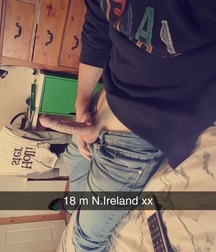 Guys in Jeans with the Dicks out 5df67761ee4de.jpg