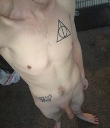 Just me (: 5cb78d4665a30.jpeg