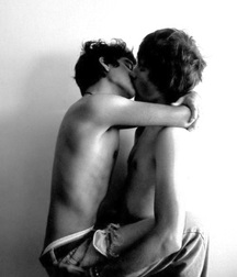 Kisses of love  5d330b3f4d6b2.jpg