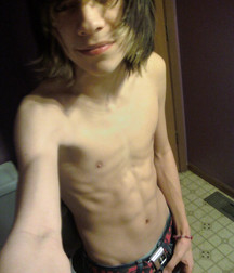 LOOK AT MY ERECTION 2 5dafe77b5930a.jpg