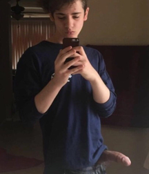 LOOK AT MY ERECTION 4 5dca1268187fe.png