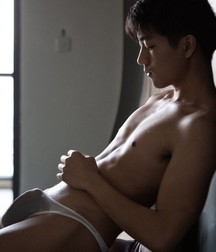 I'VE GOT A FUCKING HARD-ON!!!!!!!! 5e48d51e776fa.jpg