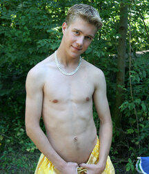 Horny Holidays Twinks Porn 5edbd6365b3bd.jpg