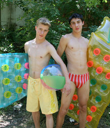 Horny Holidays Twinks Porn 5edbd6609c2c3.jpg