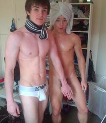 Cute Boys 1 5deeb7f64fd86.jpg