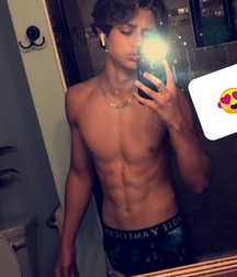 Fantasy Boys Porn 9 5e7ce47aa5d71.png