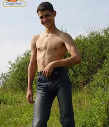 Willy Set 2 5ccca5613172d.jpg