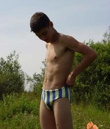 Willy Set 2 5ccca56f7bdad.jpg
