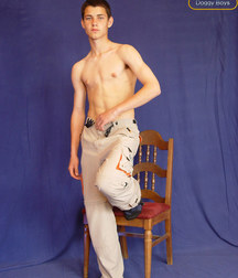 Willy Set 3 5ccca733d6b29.jpg