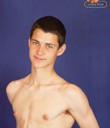 Willy Set 3 5ccca76845a41.jpg