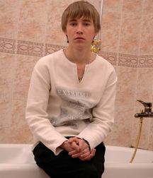 Shower Twink 5ccd73d4811aa.jpg