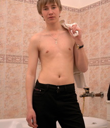 Shower Twink 5ccd73eb79cb1.jpg