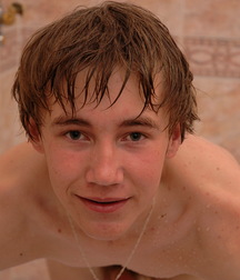 Shower Twink 5ccd74c6b3da3.jpg