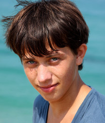 Adil at the Beach 5ccda8216e555.jpg