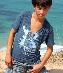 Adil at the Beach 5ccda824c8d11.jpg
