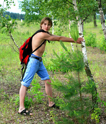 Gleb Fourth Set Outdoors 5cd0c0e0029bd.jpg