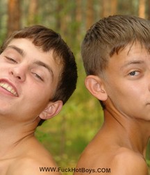 Mike & Alexander (Outdoors) 5cd752292da3d.jpg