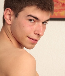 Pauli from BoyFun 5cdc724756253.jpg