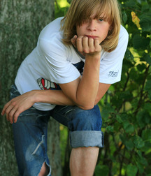 David (Outdoors) Third Set 5cec36438ecc4.jpg