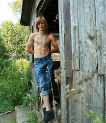 David (Outdoors) Third Set 5cec365c080a8.jpg