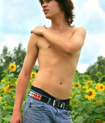 Hans (Outdoors) Second and Last Set 5cec74e15f24b.jpg