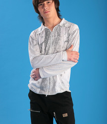 Justin First Set 5cedbc9b8bd75.jpg