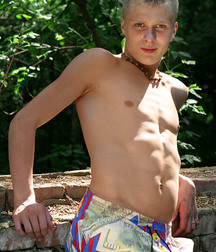 Lelik (Outdoors) Second and Last Set 5ceed0ed73aa8.jpg