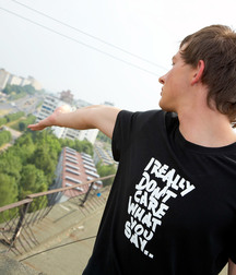 Philip (Outdoors) Second Set 5cf60abe1c788.jpg