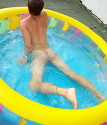 Philip (Outdoors) Second Set 5cf60b3481775.jpg