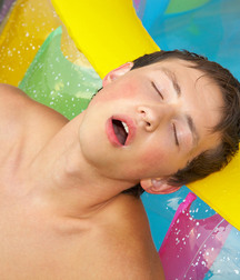 Philip (Outdoors) Second Set 5cf60b9764863.jpg