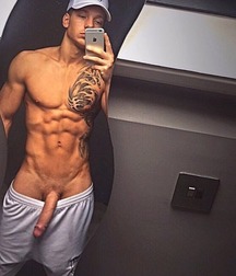 Selfies are Goodies 5d29a393993e9.jpg