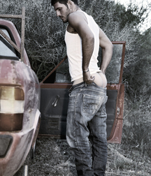 A Little Bit Country 5cd2298f219fc.jpg