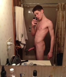 Boys with Phones 5ce295671bab2.jpg