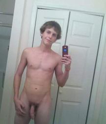 Boys with Phones 5ce295e6106c1.jpg