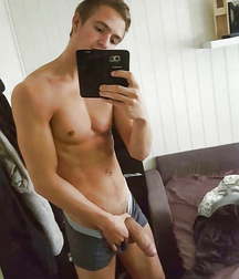 Boys with Phones 5ce2961d14fee.jpg