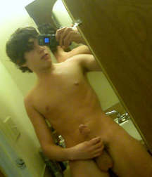 Boys with Phones 3 5d3af5b11017e.jpg