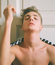 Life's a Drag 6 5d3eb7f16db0d.jpg