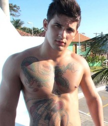 Rude and Tattooed 4 5d4425a82f658.jpg